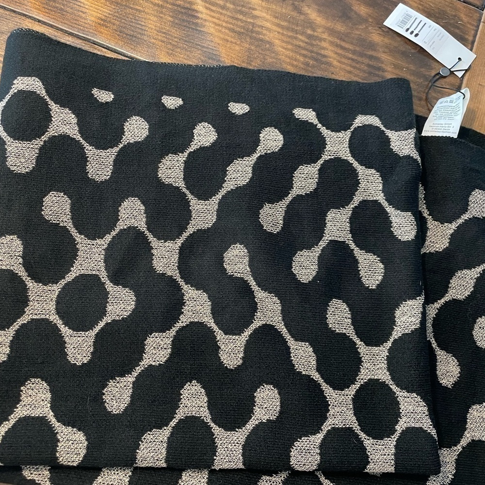 NWT Someday by Opus (Germany). Lovely black & metallic gold large scarf